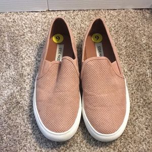 Steve Madden “Zarayy” Pink Slip-on Sneakers Loafers Shoes Size 9M